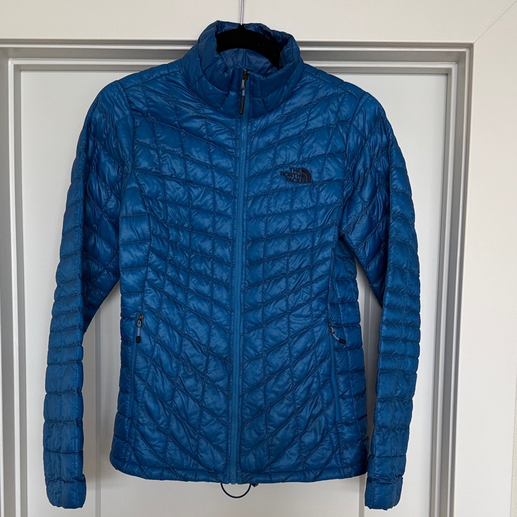 The North Face Women's Quilted Blue Puffer Jacket